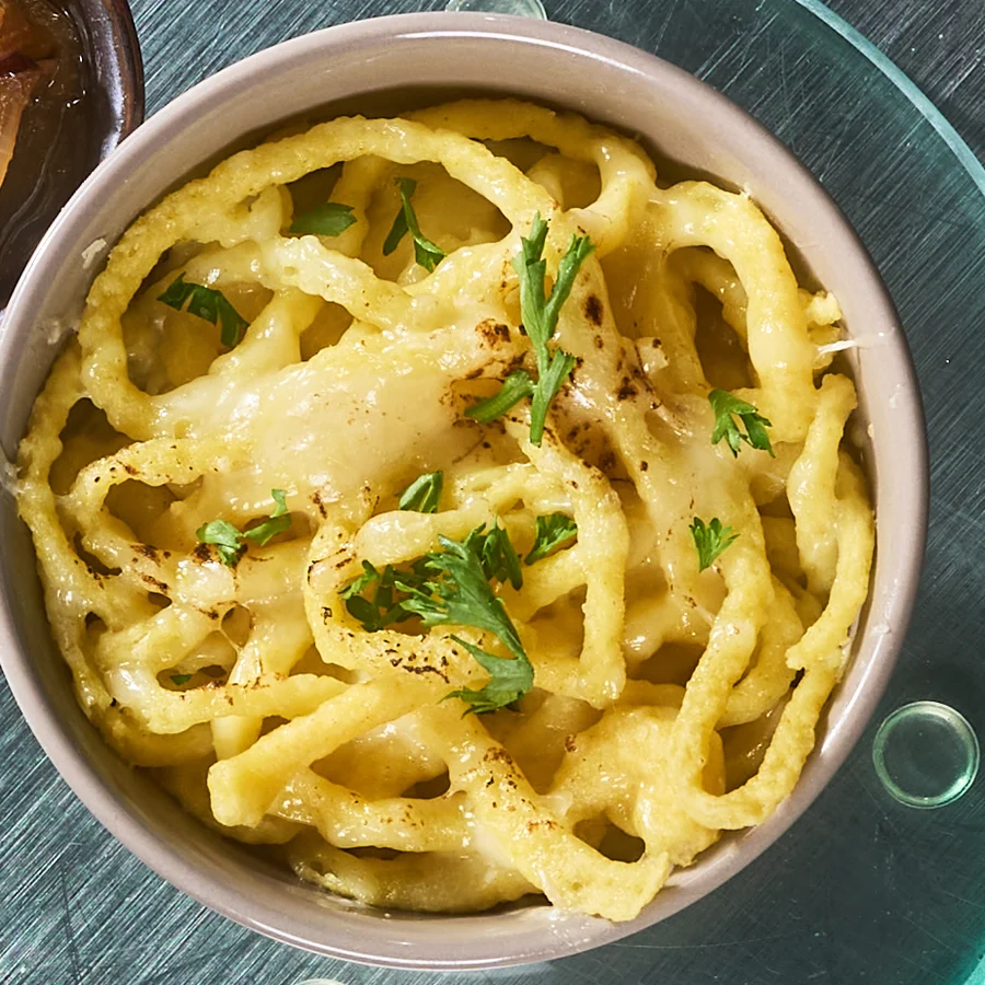 Käsespätzle mit Röstzwiebeln